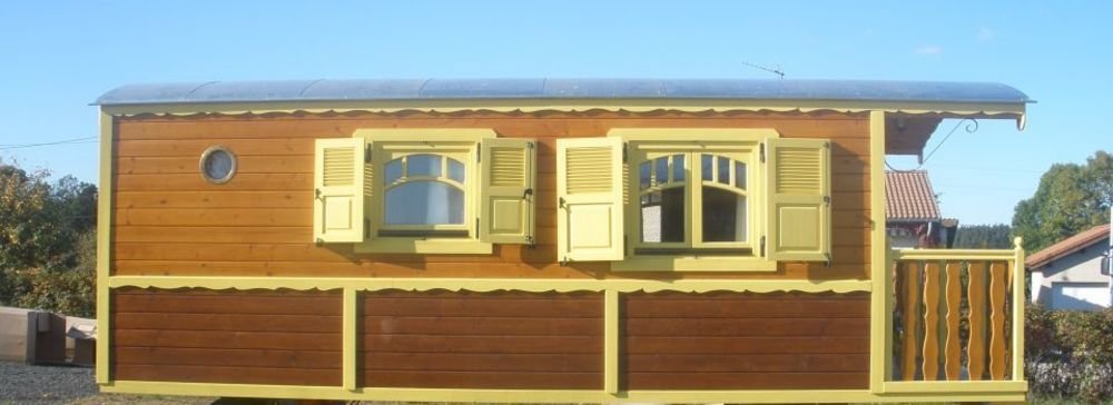 Les Roulottes De La Ferme Des Chanaux,Bellevue-La-Montagne>>Beaux,3 star