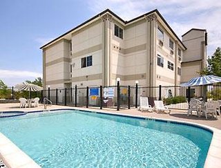 Super 8 By Wyndham Weatherford,Texas>>Parker,2 star