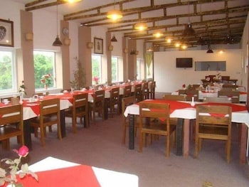 kalaw junction rose hotel