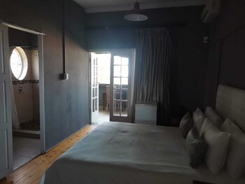 268 on ridge guesthouse