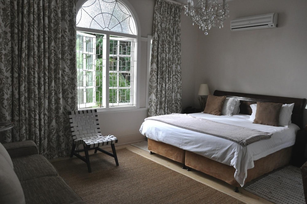 268 on ridge guesthouse