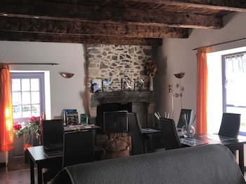 Chambres Dhotes Beluga,On A Lake,3 star