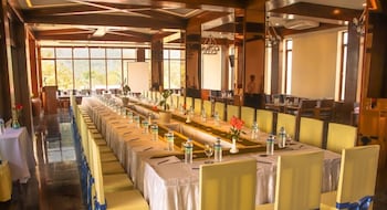uct taunggyi hotel