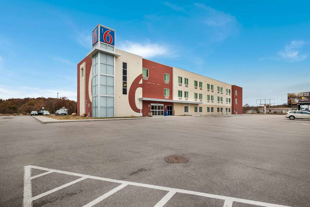 motel 6 poplar bluff mo