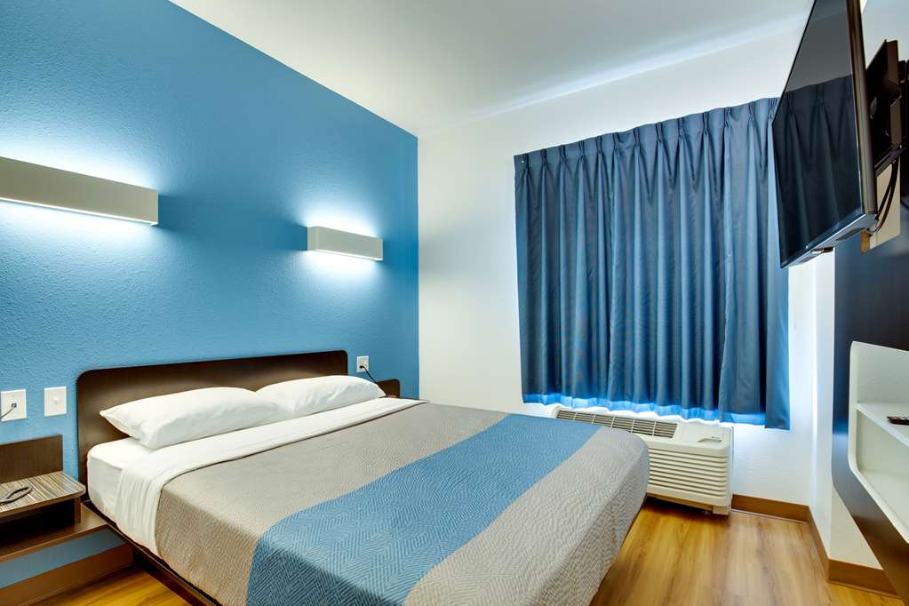 motel 6 poplar bluff mo