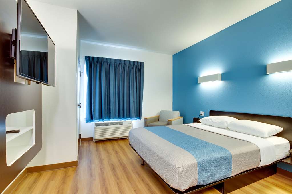 motel 6 poplar bluff mo