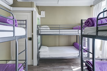 hostel seven hills adults only