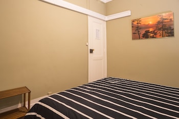 hostel seven hills adults only