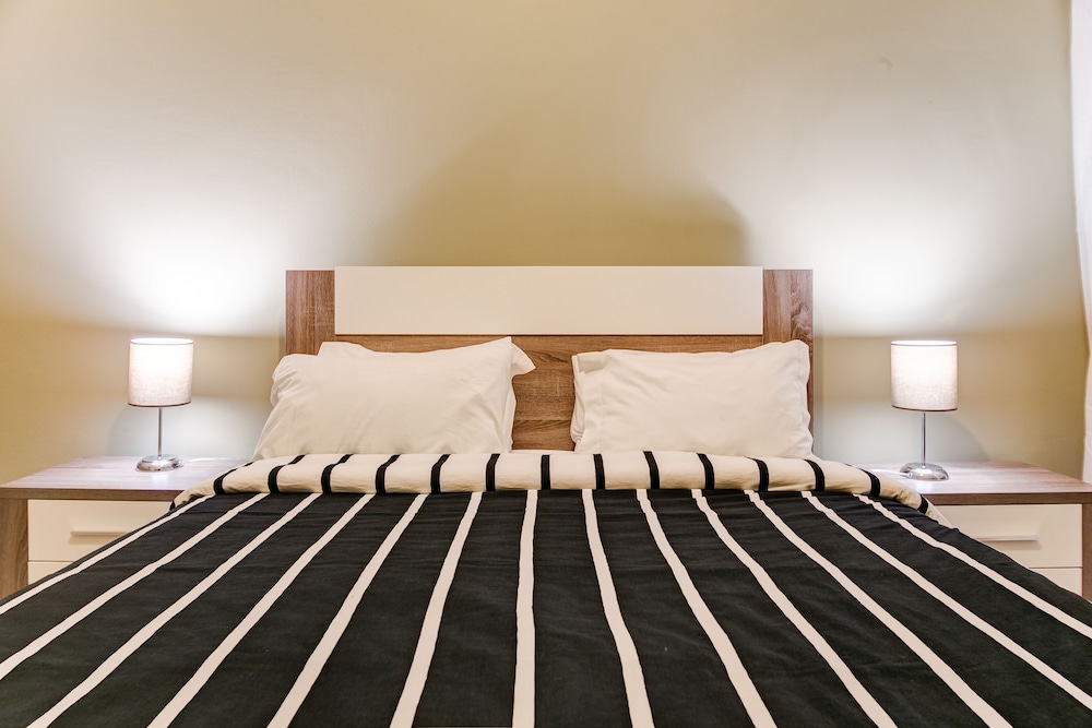 hostel seven hills adults only