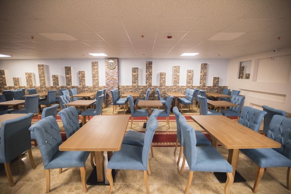 royal inci airport hotel