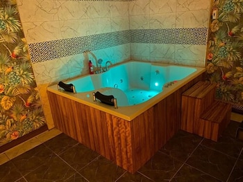 royal inci airport hotel