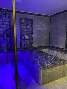 royal inci airport hotel