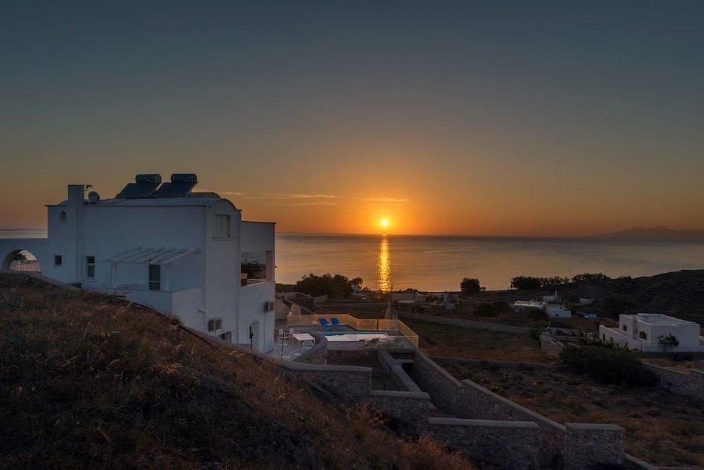 queen of santorini