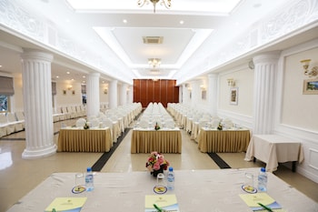 vietnam trade union in hanoi