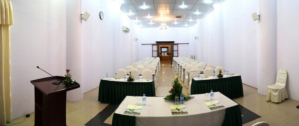 vietnam trade union in hanoi