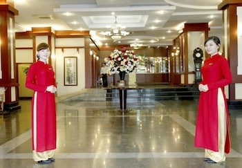 vietnam trade union in hanoi