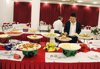 vietnam trade union in hanoi