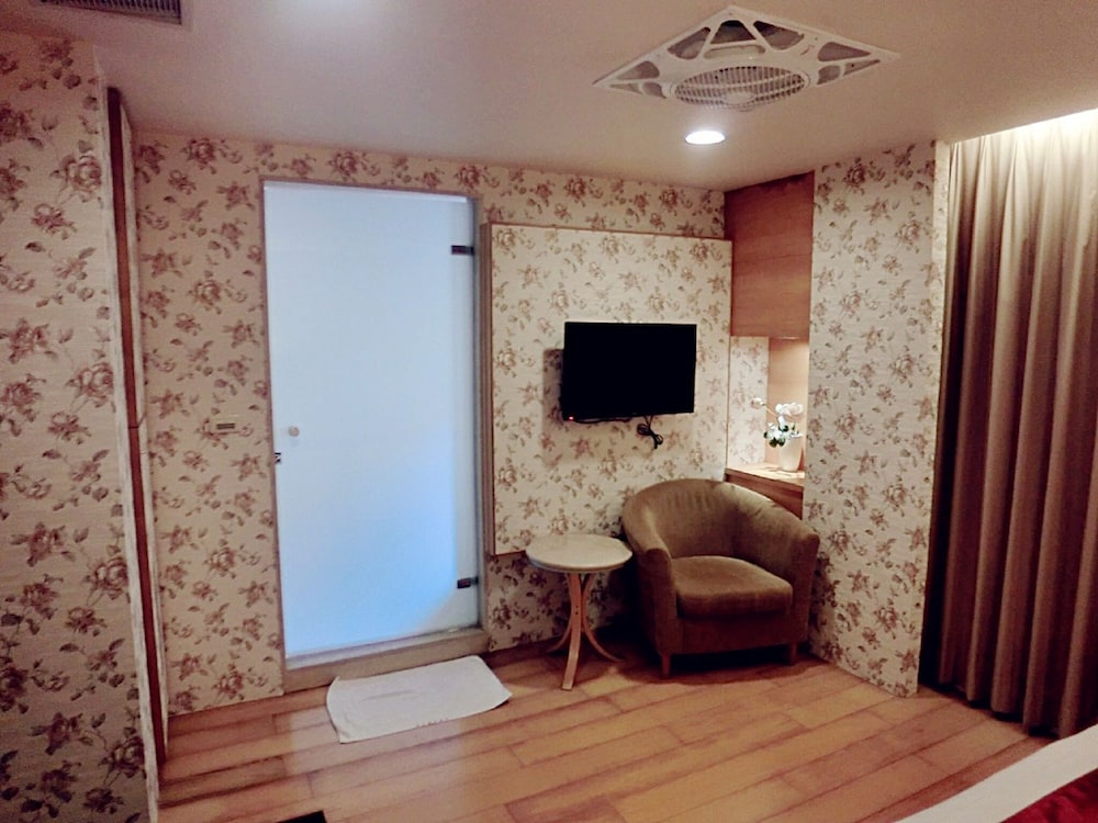 everyday hot spring hotel