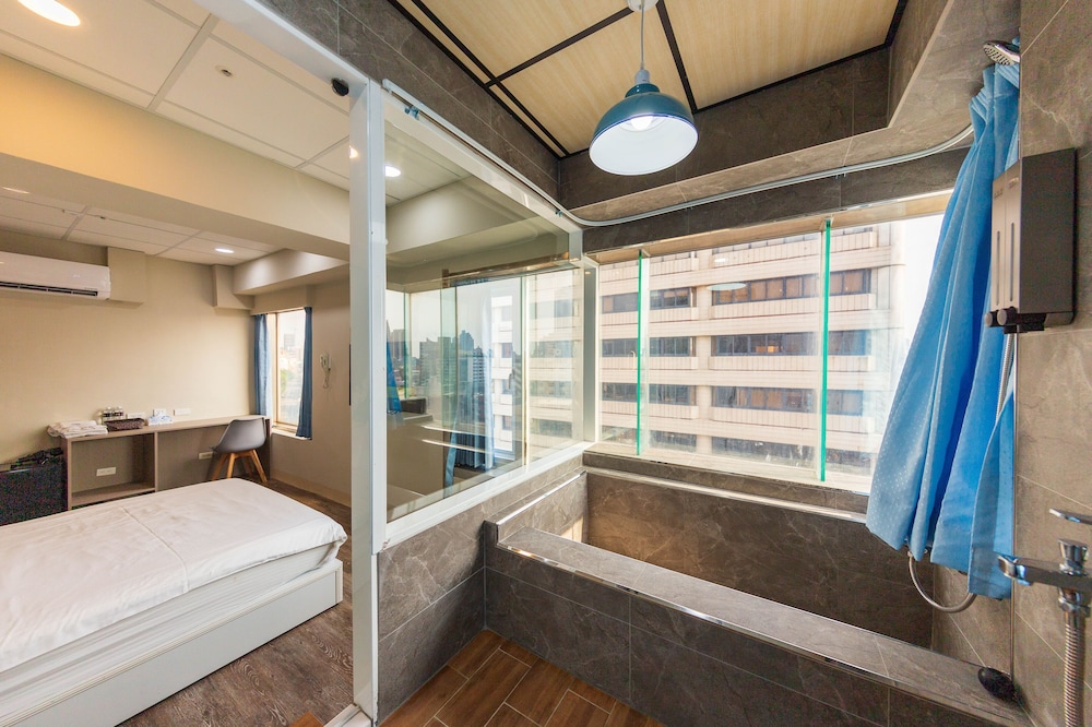 liuhe su hotels