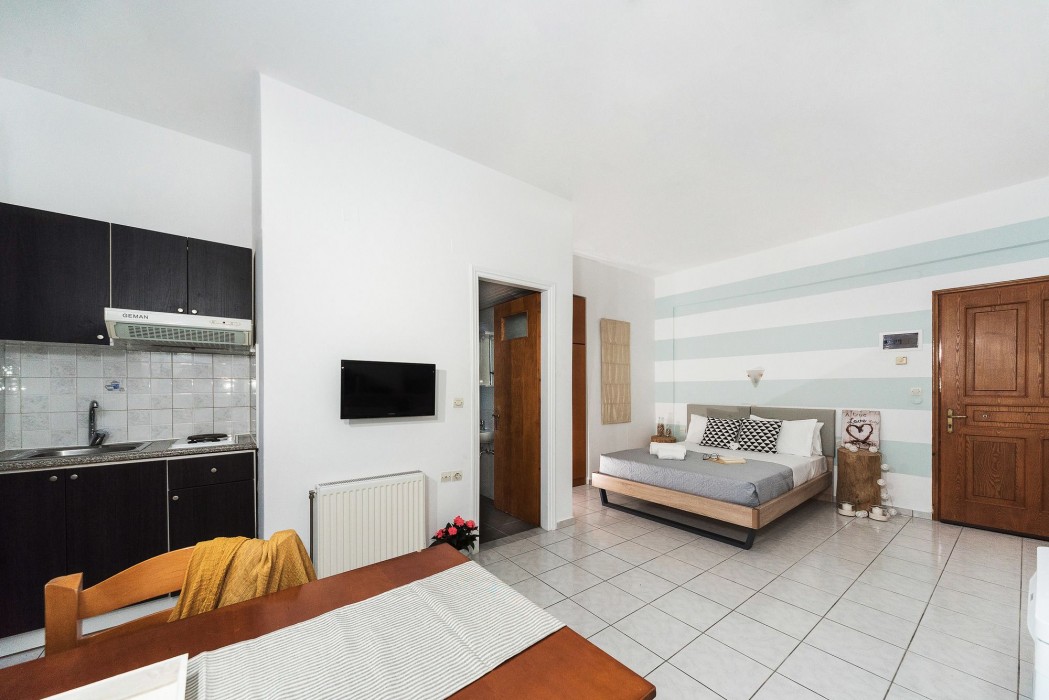 ikaros suites