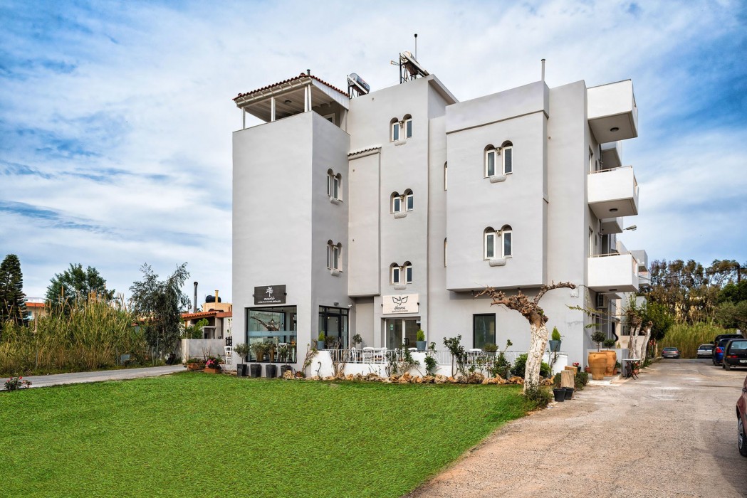ikaros suites