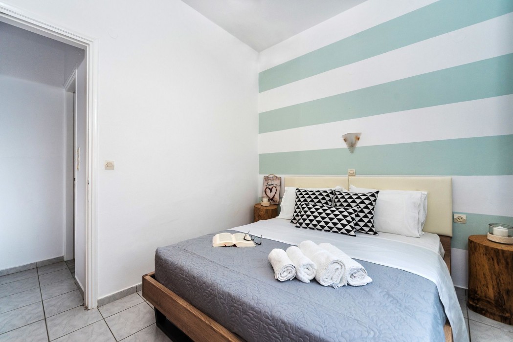 ikaros suites
