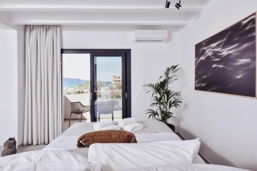 ikaros suites