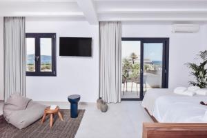 ikaros suites
