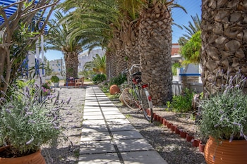 syros