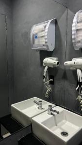 ipanema beach hostel