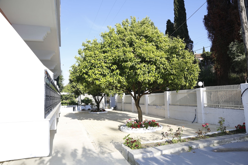 aristides studios