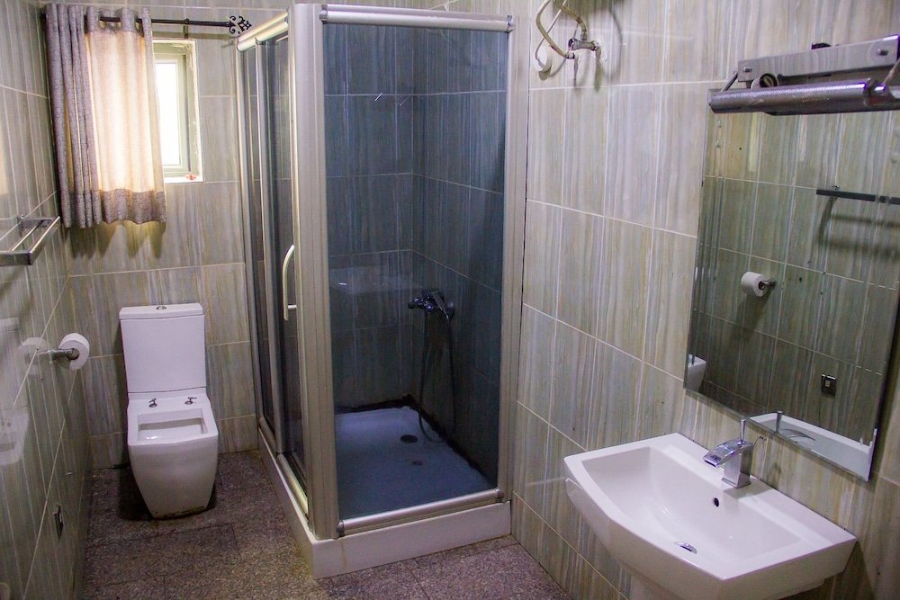 Paris Suites,Lagos>>Ikeja,3 star