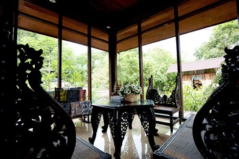 Arumdalu Private Resort,In Tanjung Pandan,4 star