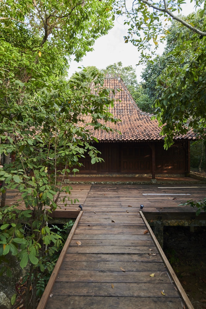 arumdalu private resort