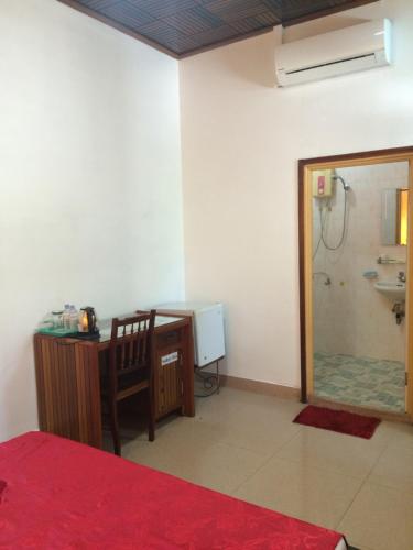 the bright lotus guesthouse