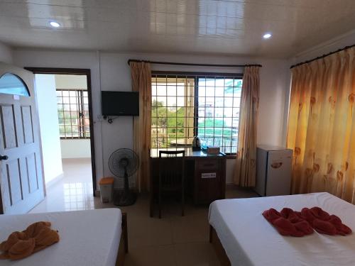the bright lotus guesthouse