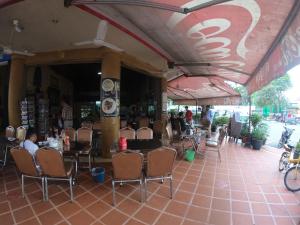 the bright lotus guesthouse
