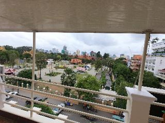 the bright lotus guesthouse