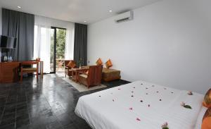 sam so boutique villa