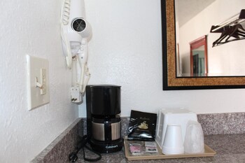 Crown Inn,United States Of America>>Denver City,2 star