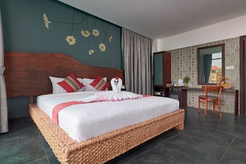 monsoon bassac hotel