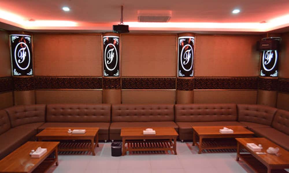 famous hotel bago