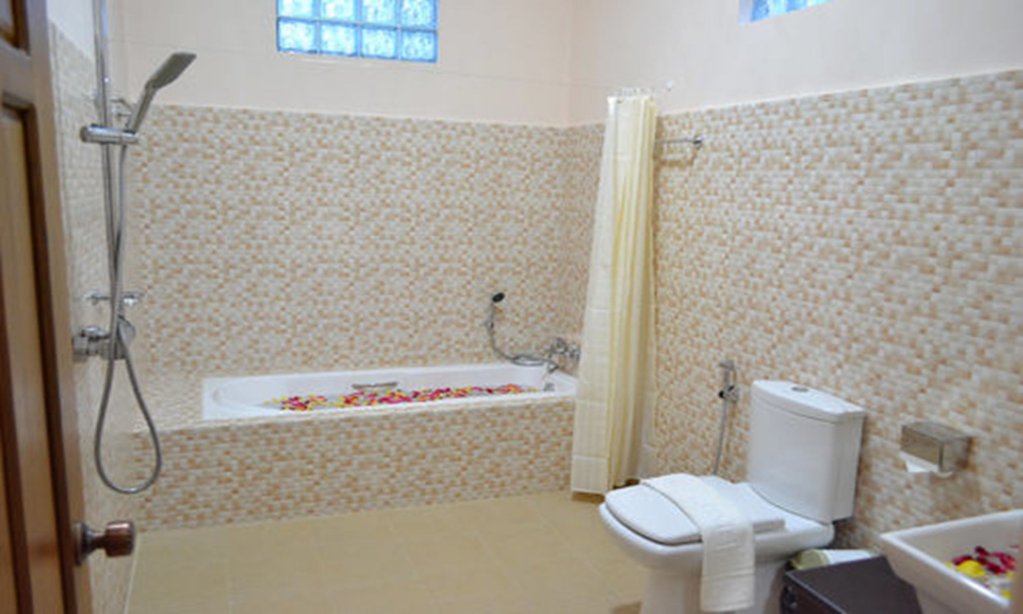 famous hotel bago