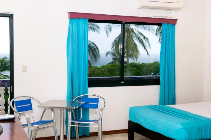 hotel puntarenas beach