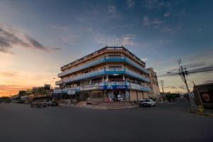 Hotel Puntarenas Beach,Puntarenas>>Punta Leona,3 star