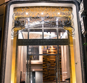 point boutique hotel