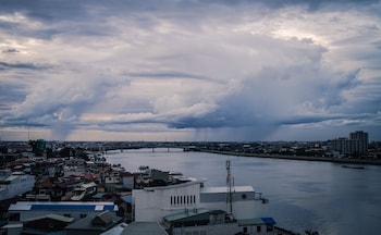 point boutique hotel