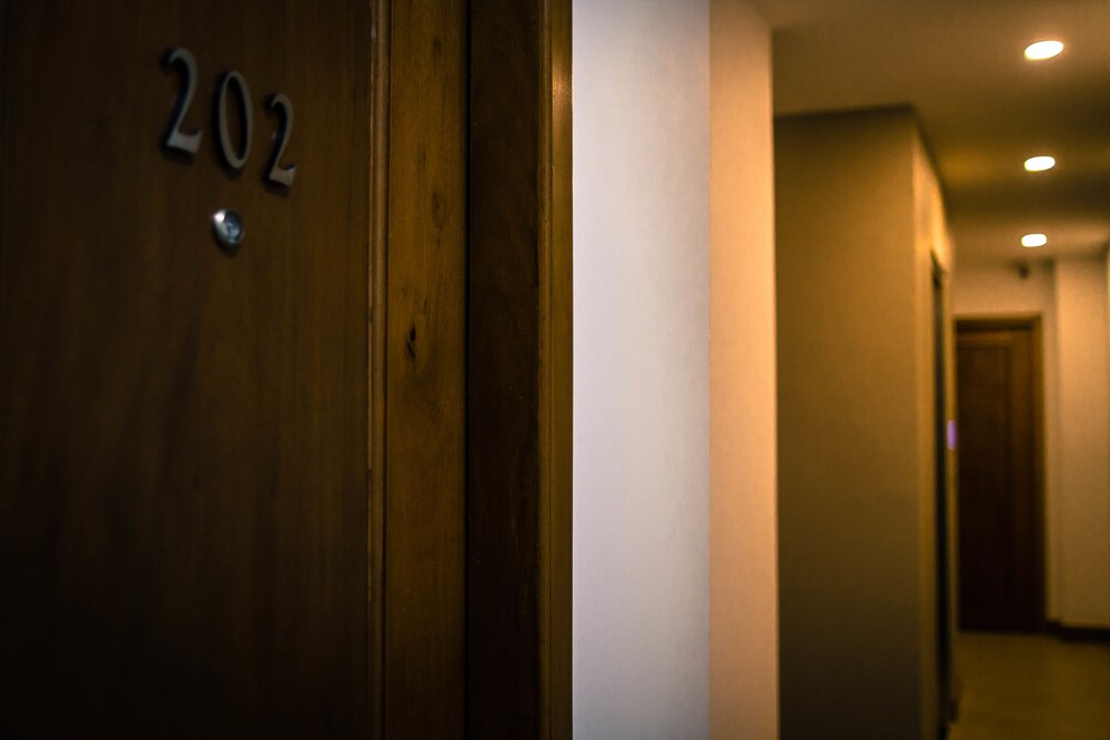 point boutique hotel