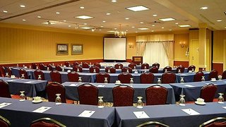 the newport harbor hotel and marina