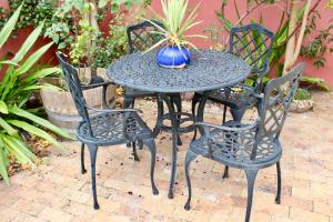 the john bauer pottery studio